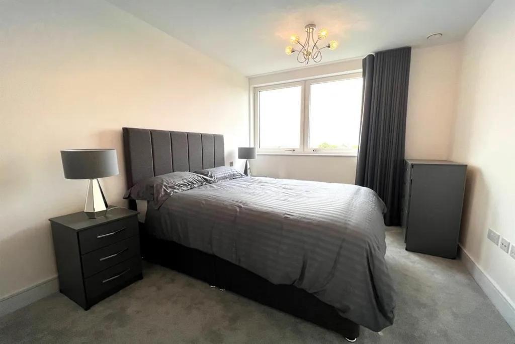Apartment 2 Bedroom In Frg *